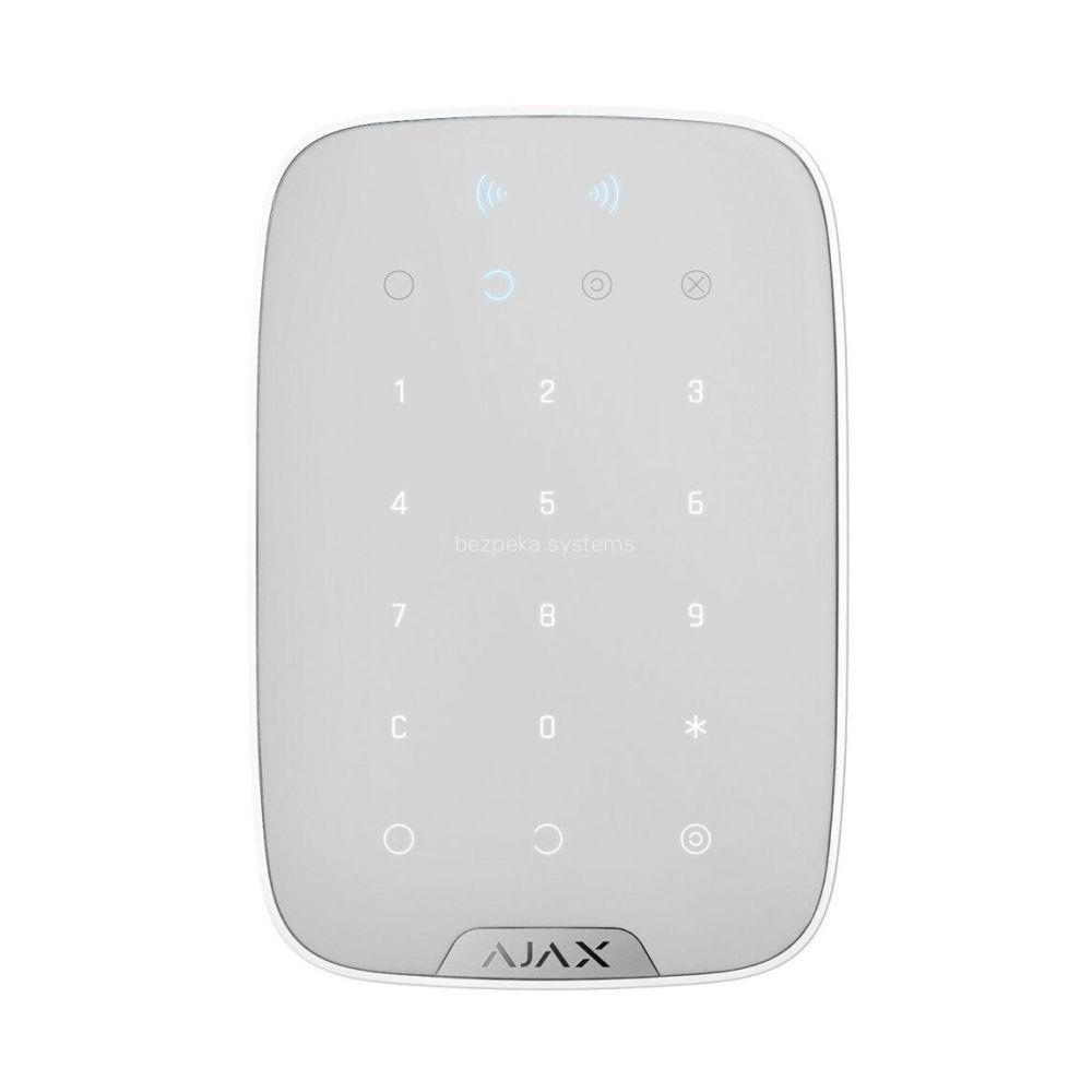 Бездротова сенсорна клавіатура Ajax Keypad Plus white зі зчитувачем карток Pass і брелоків Tag